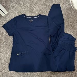 Navy blue scrub set, tall